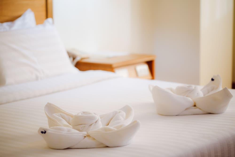 Morakot Twin Chumphon Hotel Екстериор снимка