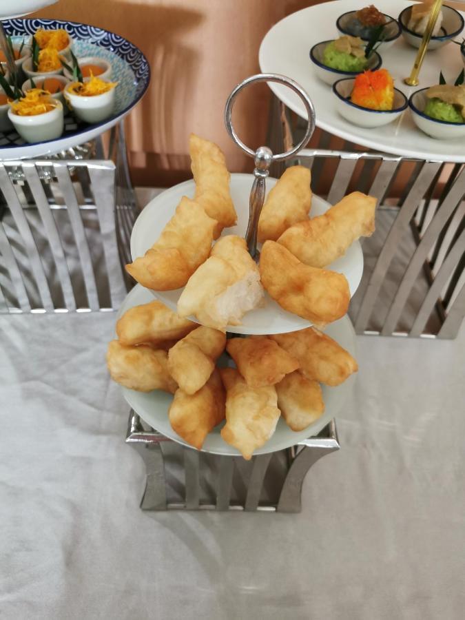 Morakot Twin Chumphon Hotel Екстериор снимка