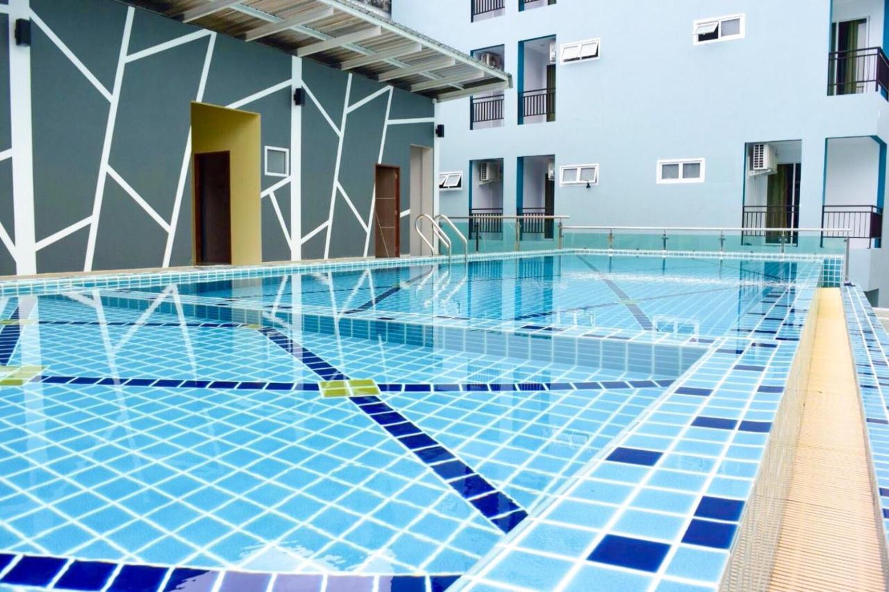 Morakot Twin Chumphon Hotel Екстериор снимка