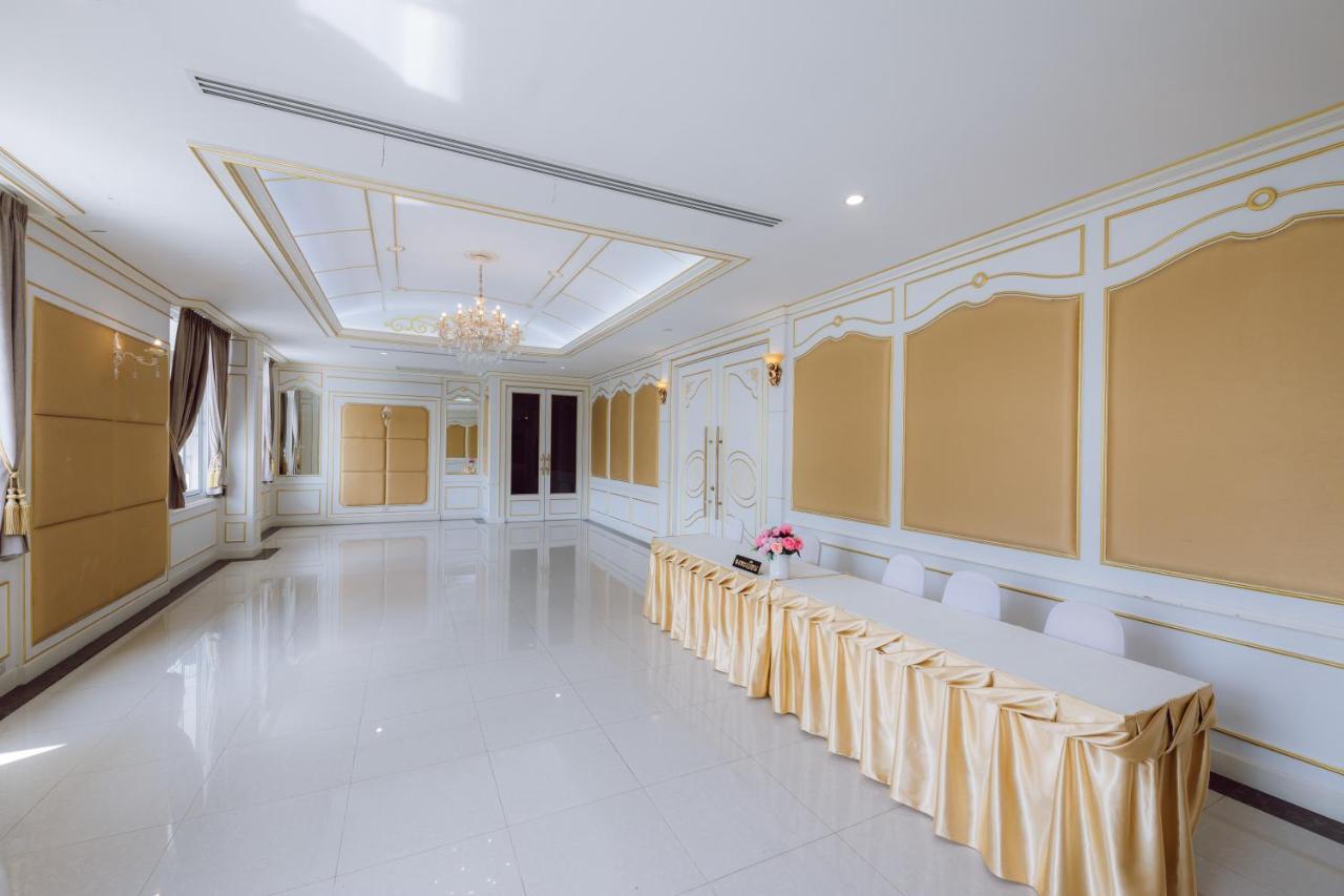 Morakot Twin Chumphon Hotel Екстериор снимка